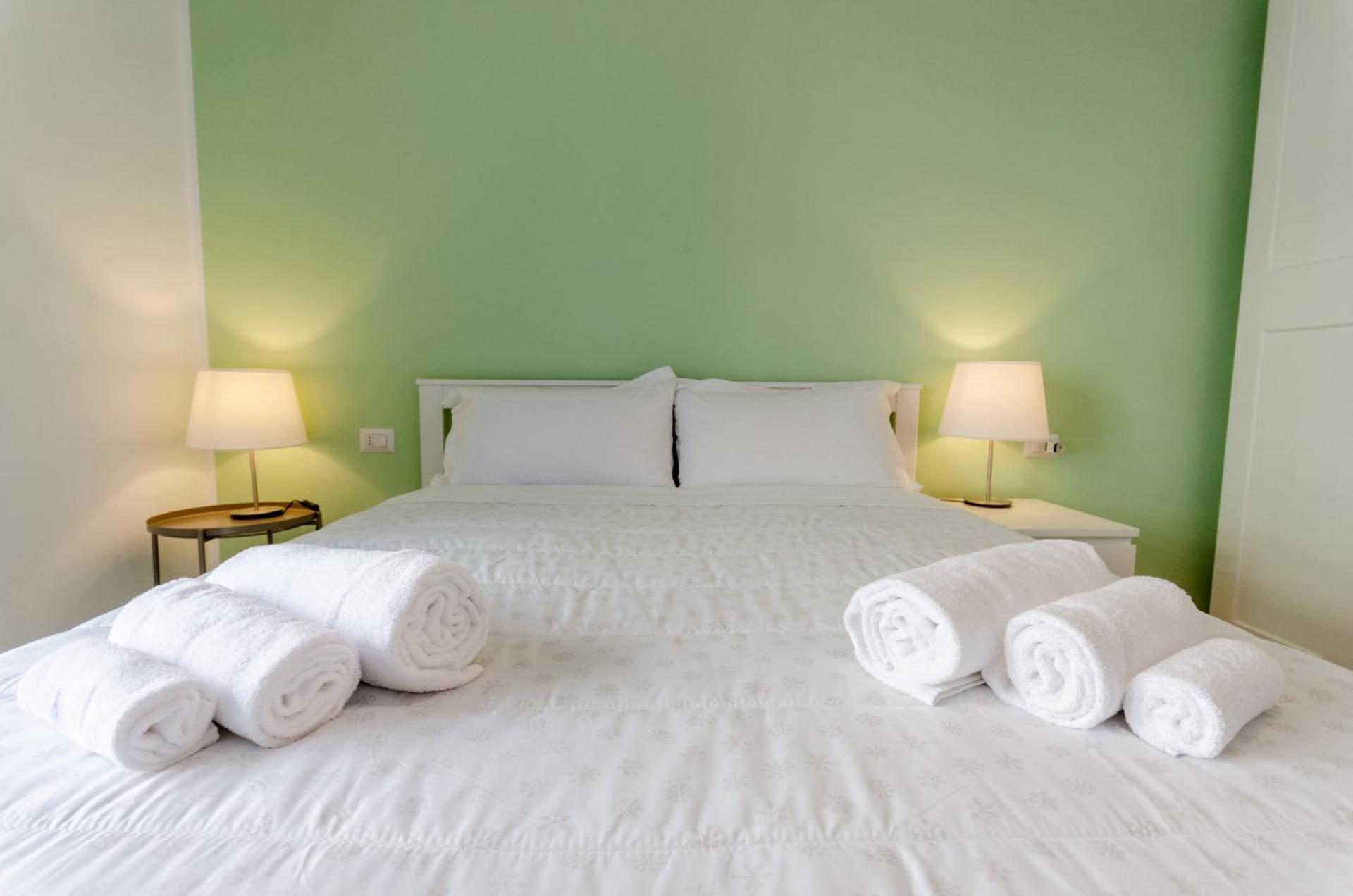 Vivimi Home Fiordalisi Stile & Comfort Vicino Metro ミラノ エクステリア 写真