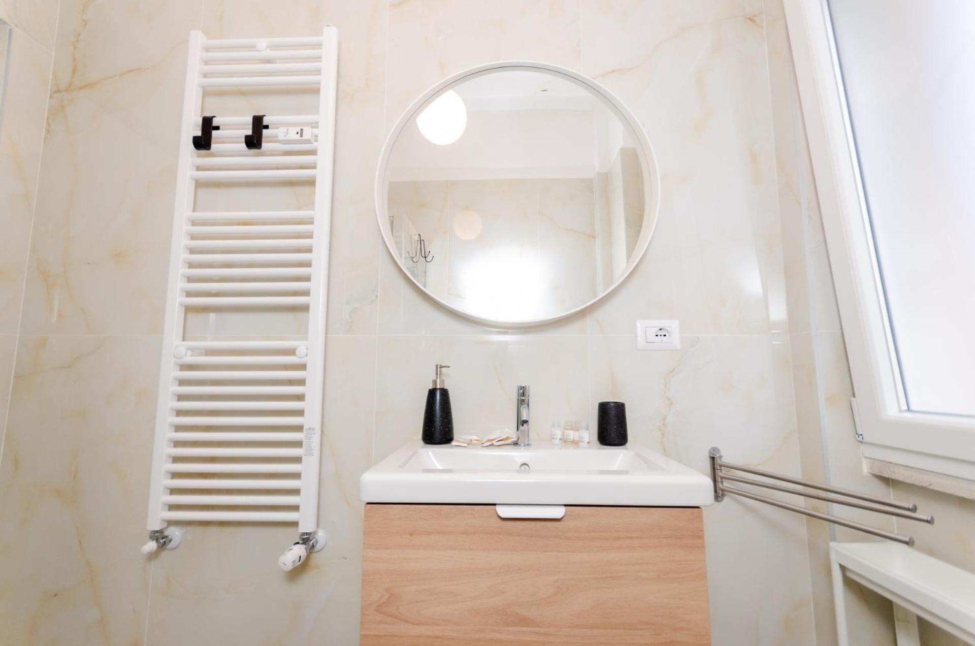 Vivimi Home Fiordalisi Stile & Comfort Vicino Metro ミラノ エクステリア 写真